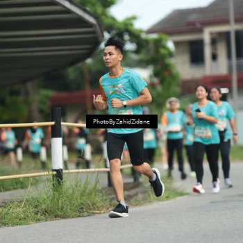 Runner Photo 8260052