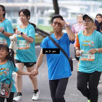 Runner Photo 8260054