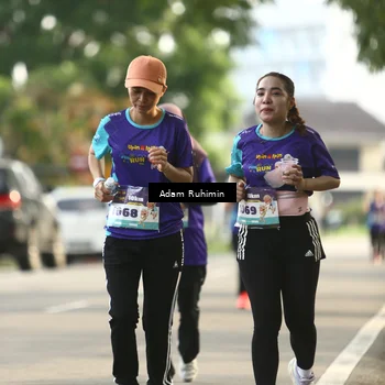 Runner Photo 8260062