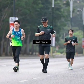 Runner Photo 8260066