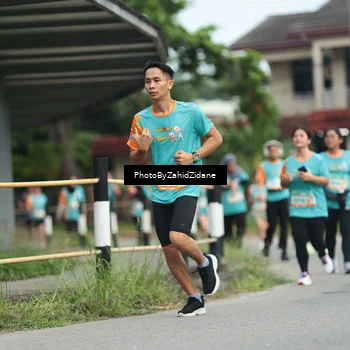 Runner Photo 8260095
