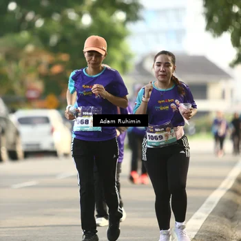 Runner Photo 8260201