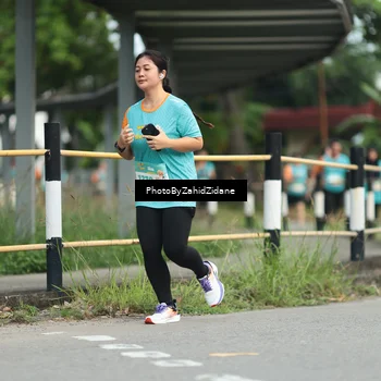 Runner Photo 8260216