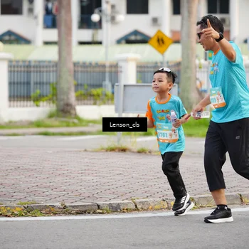 Runner Photo 8260275