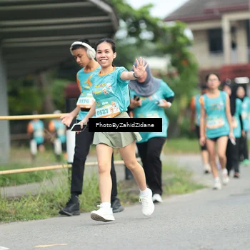 Runner Photo 8260309