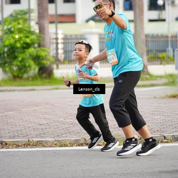 Runner Photo 8260333