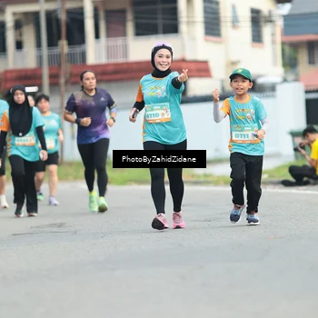 Runner Photo 8260339