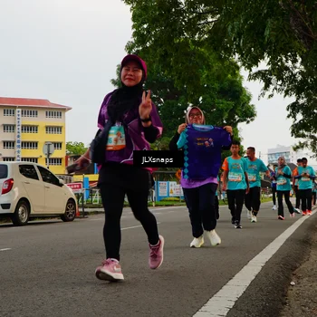 Runner Photo 8260341