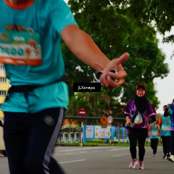 Runner Photo 8260343
