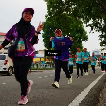 Runner Photo 8260373