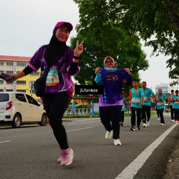 Runner Photo 8260375