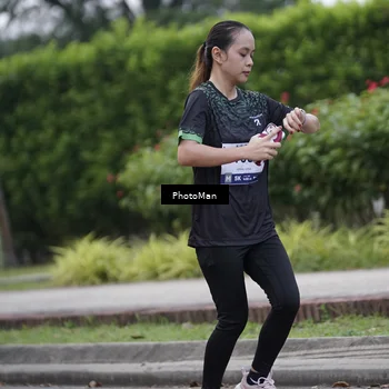 Runner Photo 8260384