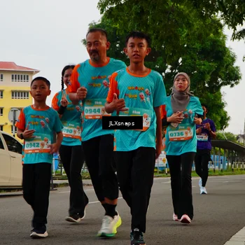 Runner Photo 8260402