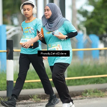 Runner Photo 8260423