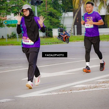 Runner Photo 8260440
