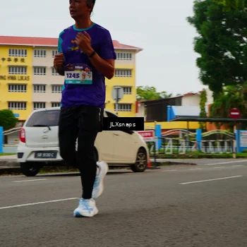 Runner Photo 8260441