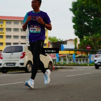 Runner Photo 8260442