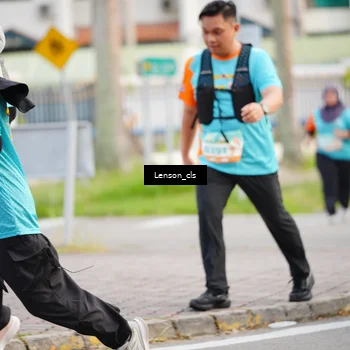 Runner Photo 8260539