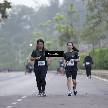 Runner Photo 8260548