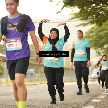 Runner Photo 8260555