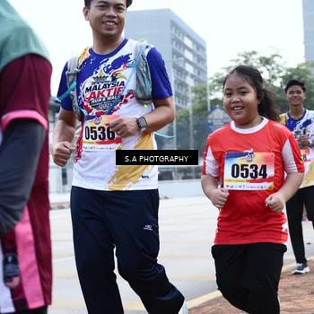 Runner Photo 8260576