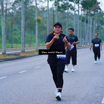 Runner Photo 8260618
