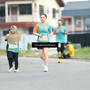 Runner Photo 8260641