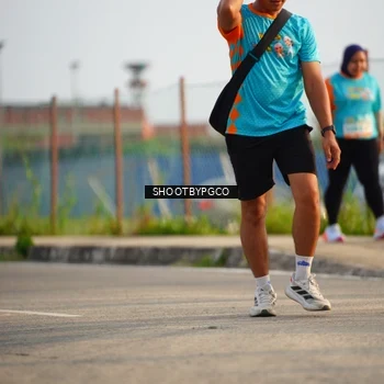 Runner Photo 8260700
