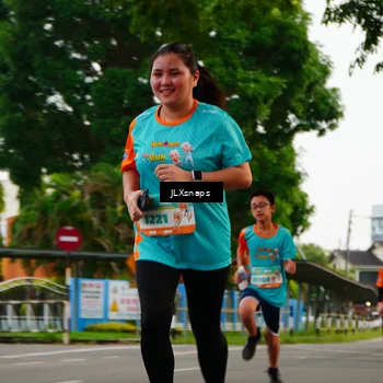 Runner Photo 8260748