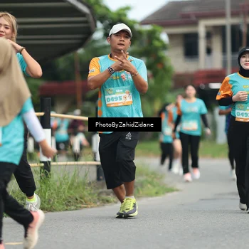 Runner Photo 8260752