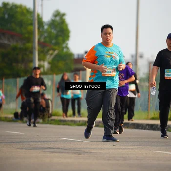 Runner Photo 8260767