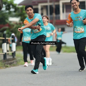 Runner Photo 8260997