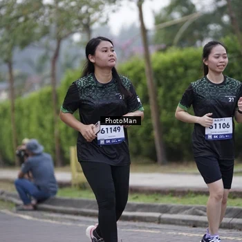 Runner Photo 8261001
