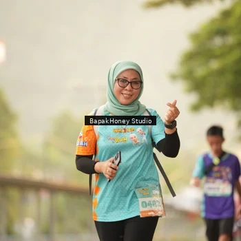 Runner Photo 8261003