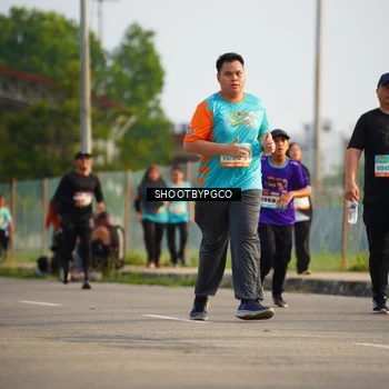 Runner Photo 8261051