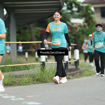 Runner Photo 8261116
