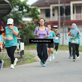 Runner Photo 8261476