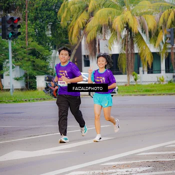 Runner Photo 8261771