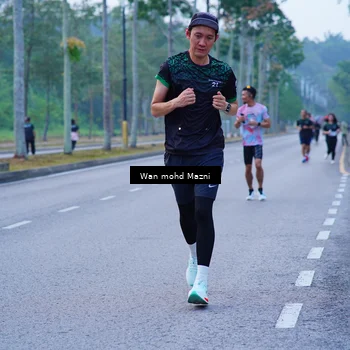 Runner Photo 8261799
