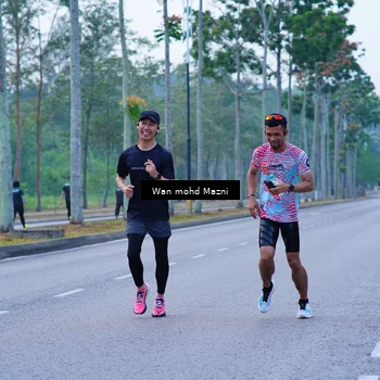 Runner Photo 8261892
