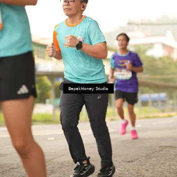 Runner Photo 8261910