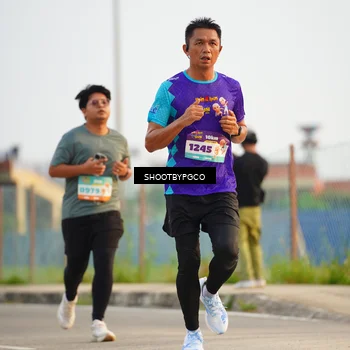 Runner Photo 8261938