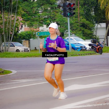 Runner Photo 8262037