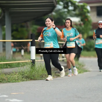 Runner Photo 8262040