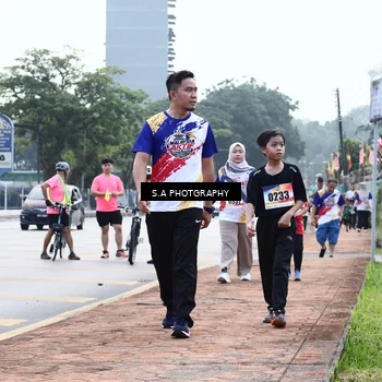 Runner Photo 8262043