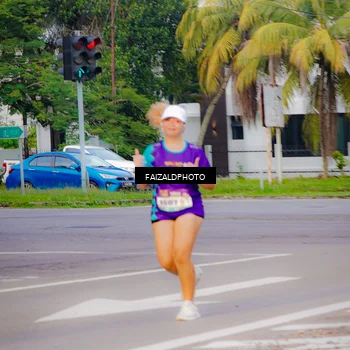Runner Photo 8262053