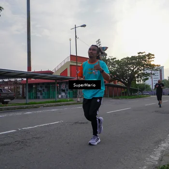 Runner Photo 8262198