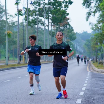 Runner Photo 8262304