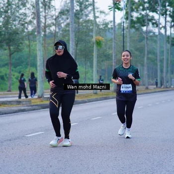 Runner Photo 8262512
