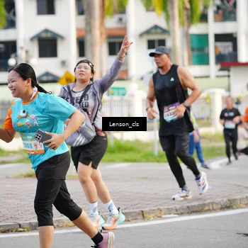 Runner Photo 8262536